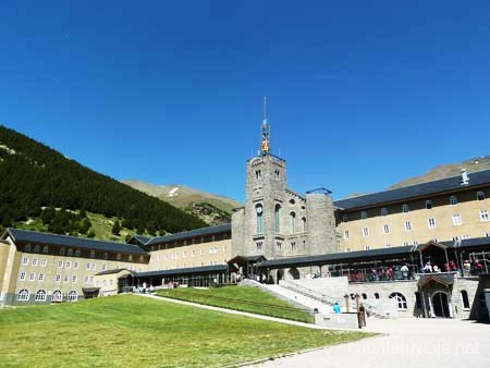 Santuario de Núria, Vall de Núria (Pirineo de Girona)